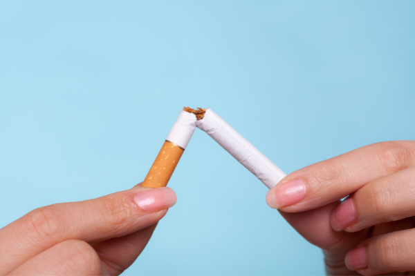 Abandonar o cigarro pode ser possível com auxílio de programas especializados