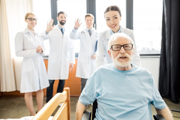 Hospitalização de idosos usando a medicina preventiva